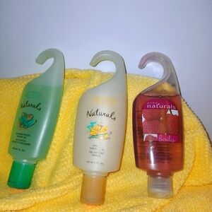 Avon Naturals Bath Trio